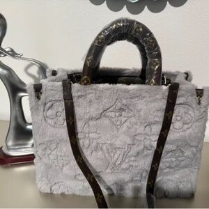 💕Woman’s Fashion Fur Bag